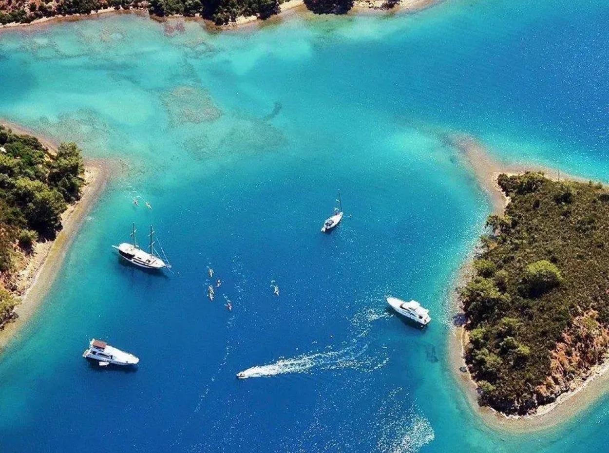 12 Adalar Tekne Turu