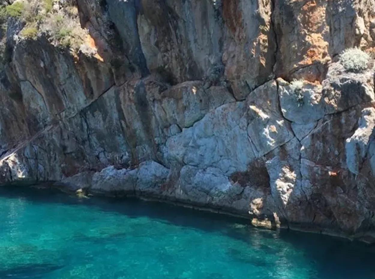 12 Adalar Tekne Turu