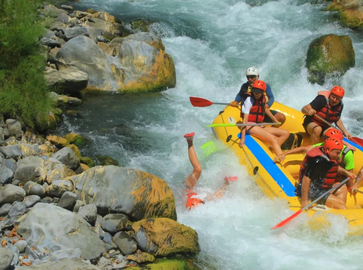 12 Adalar Tekne Turu