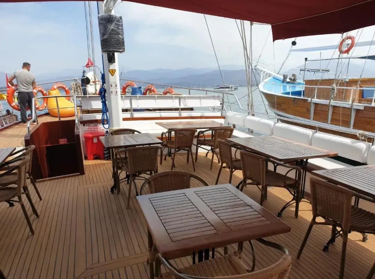 12 Adalar Tekne Turu