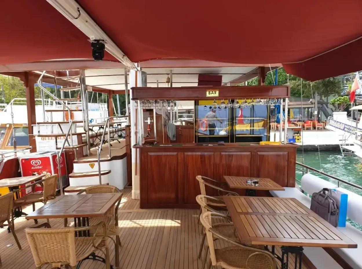 12 Adalar Tekne Turu