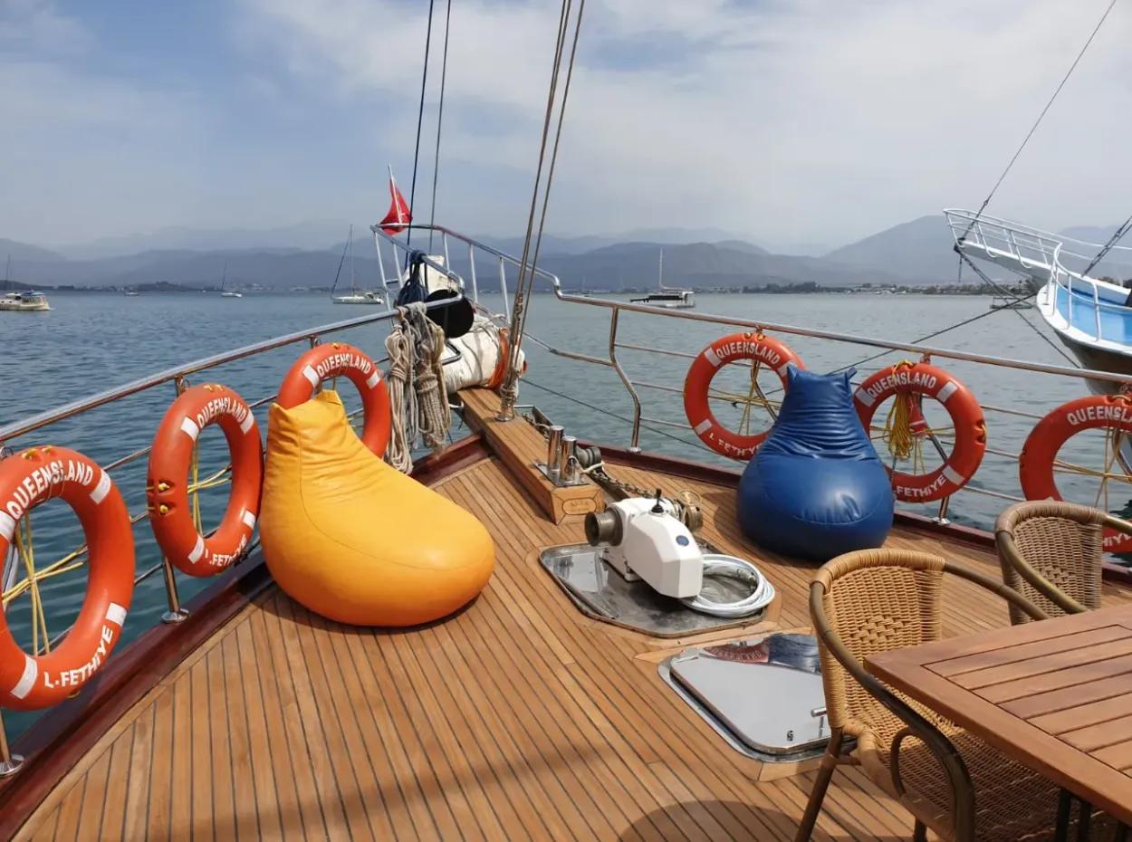 12 Adalar Tekne Turu